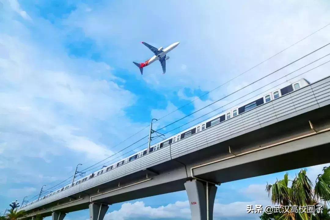 谁做的这本武汉通讯录，太牛了！有了它走遍武汉不用愁~