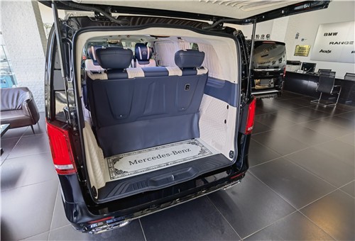 奔驰威霆2022年大改款谍照,20款奔驰威霆改装豪华版商务车