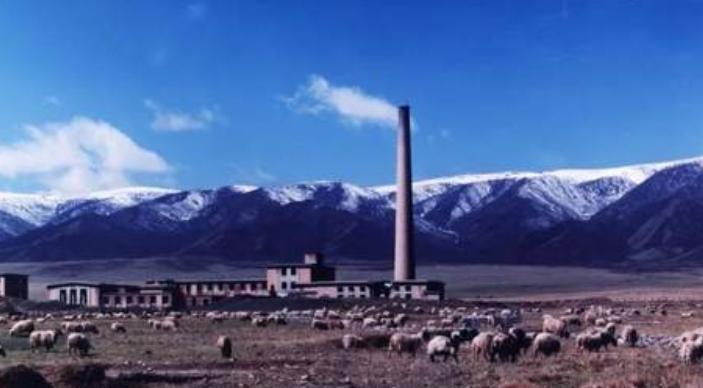 首颗原*弹子**基地的唯一私照：四位来自上海的姑娘，后来发展怎样？