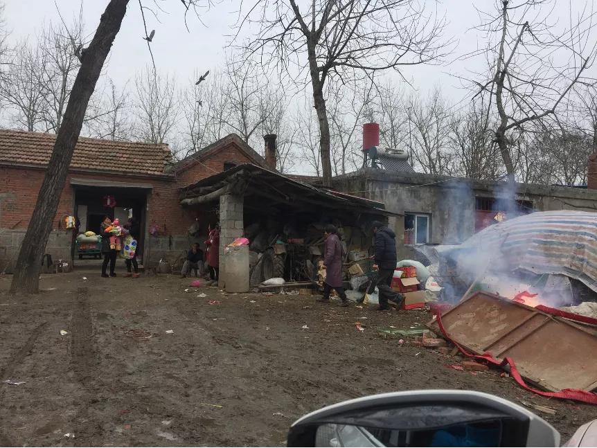 85后农村小伙辍学打工后又考上大学，他的化妆品男士专供