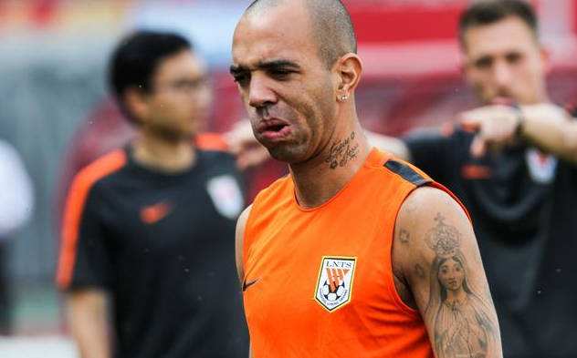 鲁能外援格德斯进球,鲁能格德斯比卡丘