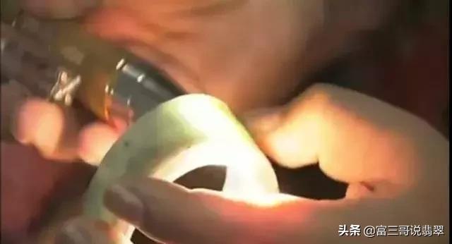 翡翠原石切了卖还是当赌石卖好,那些年切垮的翡翠原石