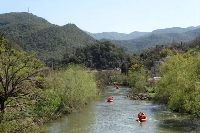 高考结束，暑期来袭，昆明青龙峡放“价”：凭准考证免费入园