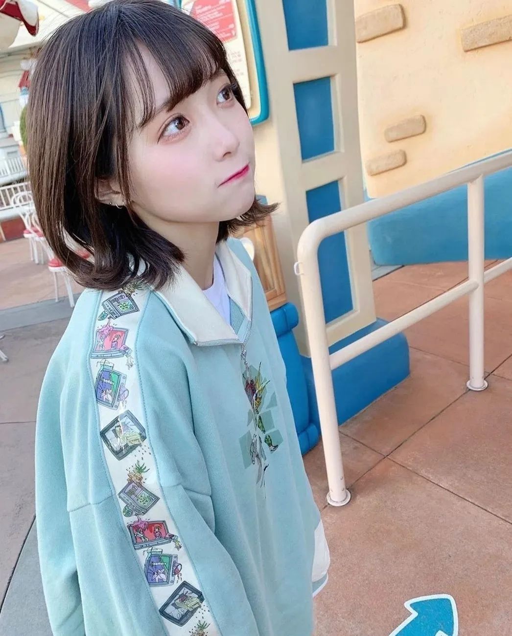 长头发显高显脸小发型,适合矮个子脸小的短发型