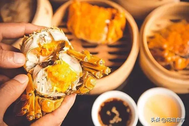 大闸蟹味道虽美但请注意这几点,大闸蟹该如何吃才能不寒