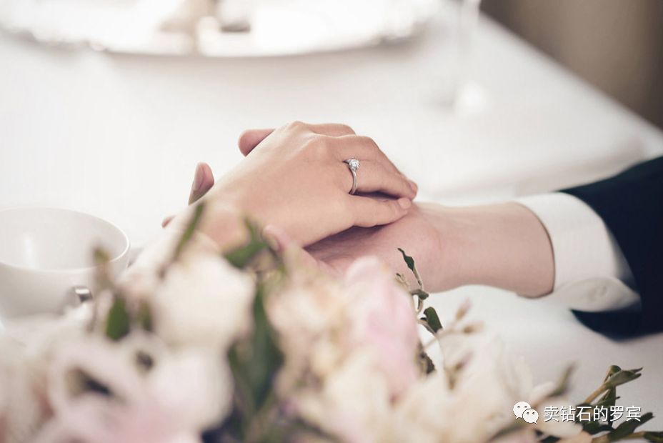 情侣钻戒销售技巧和话术,卖钻戒话术与技巧