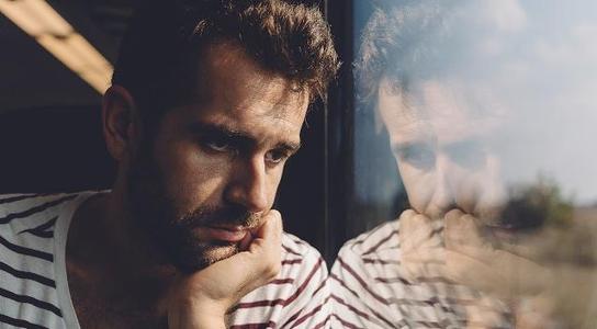 国难当头，芒果台综艺*放播**屡创新高，我们要娱乐至死？