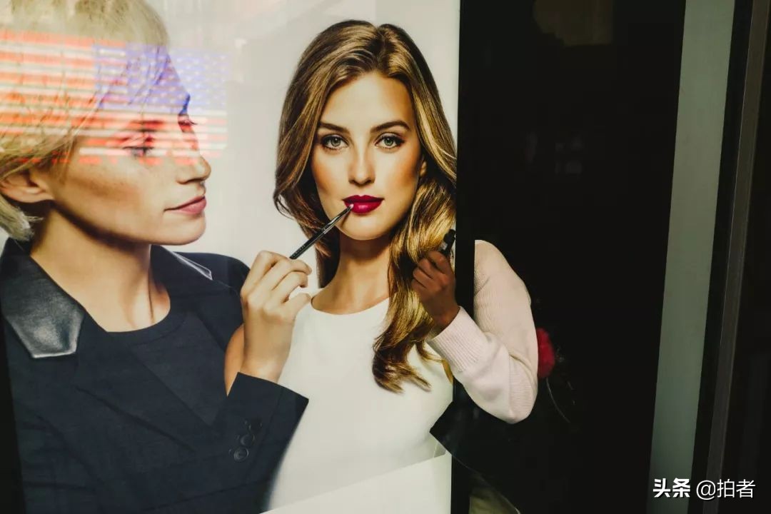 巧合抓拍到的纽约街头画面,视觉错位奇闻趣事