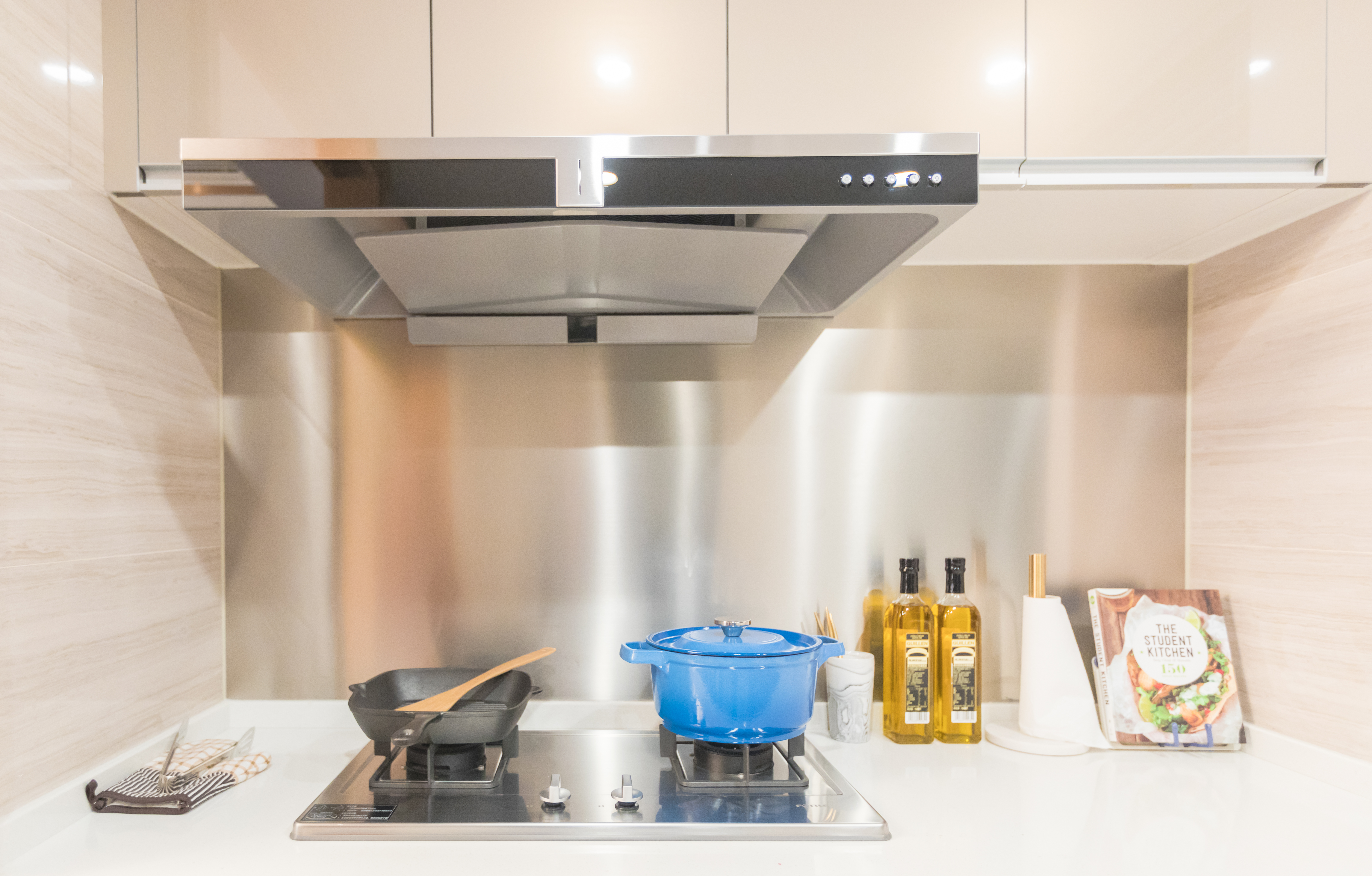 告诉你油烟机怎么买才不会被坑,油烟机好的和便宜的有什么差别