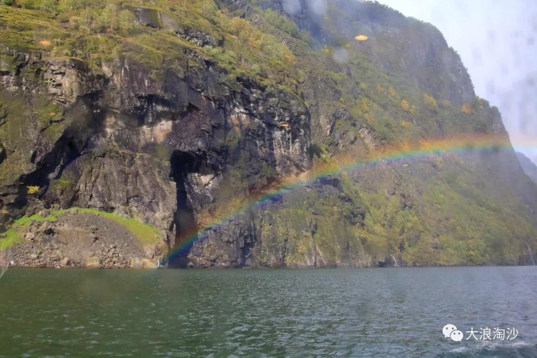 介绍北欧三国的旅游资源,北欧三国旅游条件