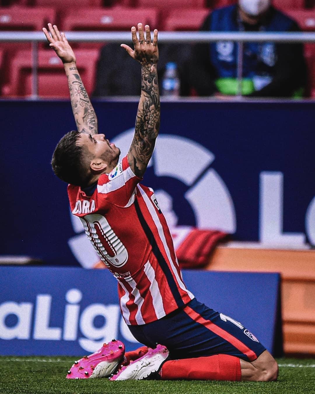 马德里竞技壁纸4k,马德里竞技足球图