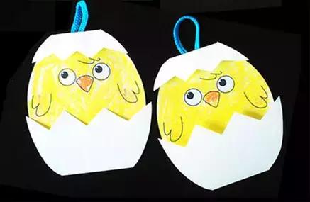 鸡蛋壳托盘手工作品创意,鸡蛋壳手工制作创意粘贴墙面画