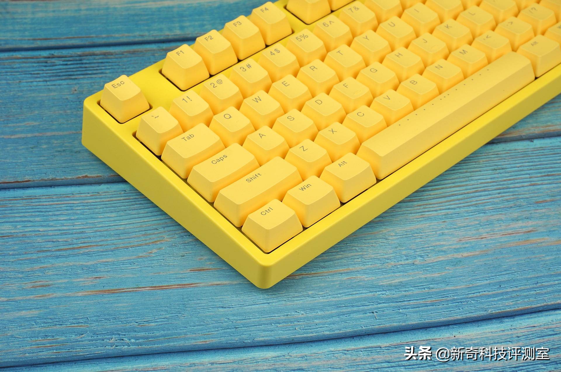 ikbc键盘w200评测,ikbc无线机械键盘w200深空灰