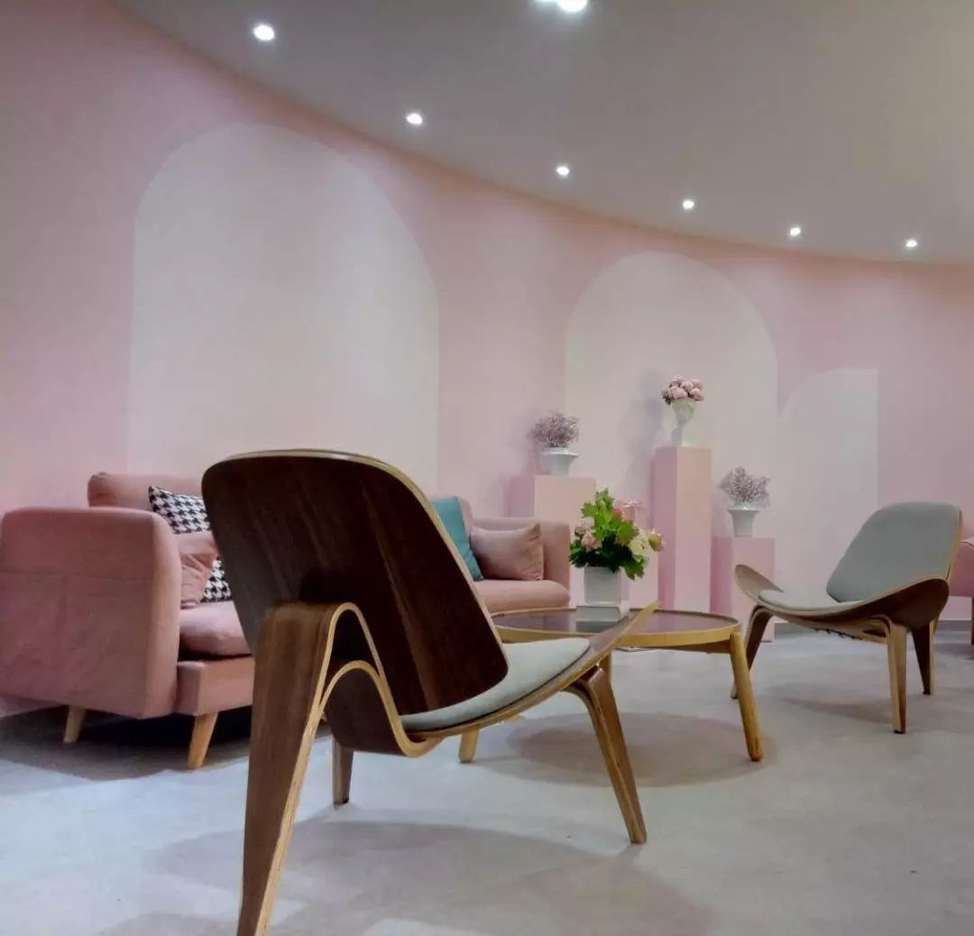 打造美容院网红店的运营方法,美容工作室如何打导致网红店