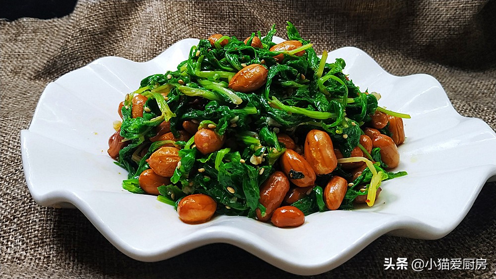 芹菜叶子炒不烂做法,芹菜叶子怎么做好吃不用焯水