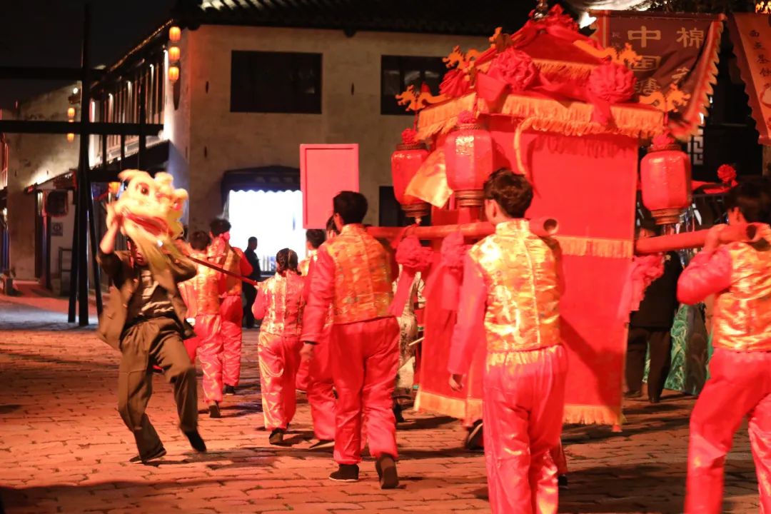沙家浜夜游最新,常熟沙家浜景区夜色