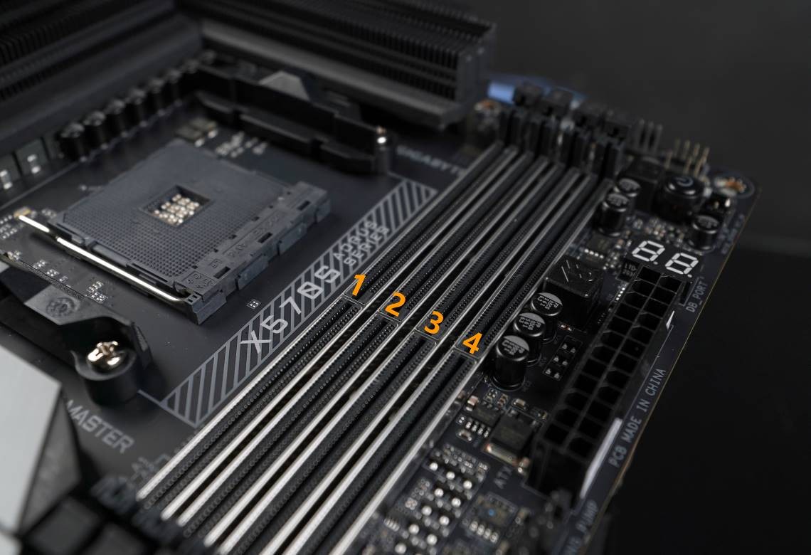 为什么主板开启xmp就不稳定,主板开不了xmp是怎么回事