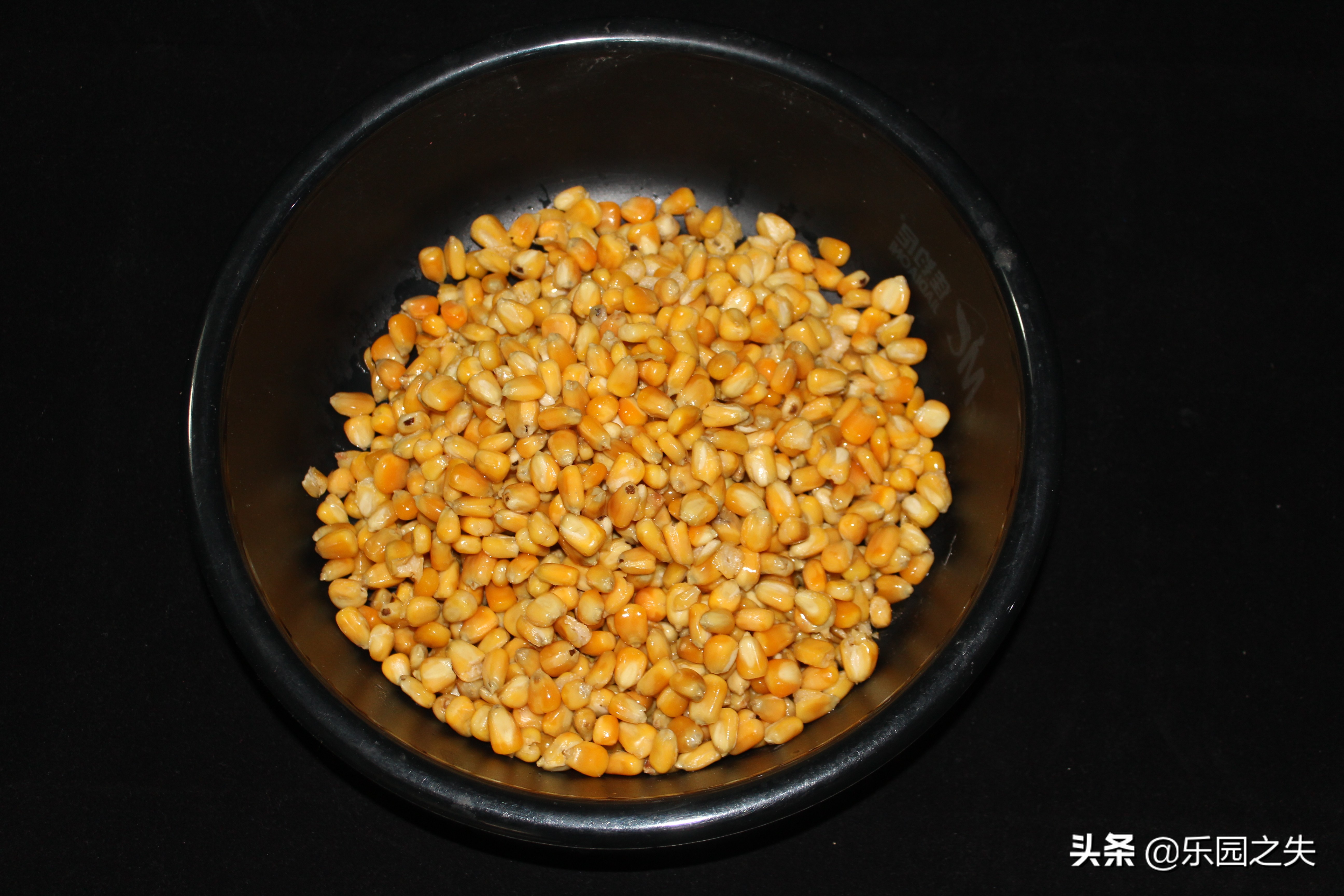 养殖水域钓草鱼,水库钓养殖草鱼用什么饵最好