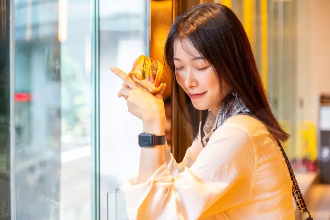 麦当劳菠萝安格斯厚牛堡,麦当劳安格斯厚牛芝士堡几点