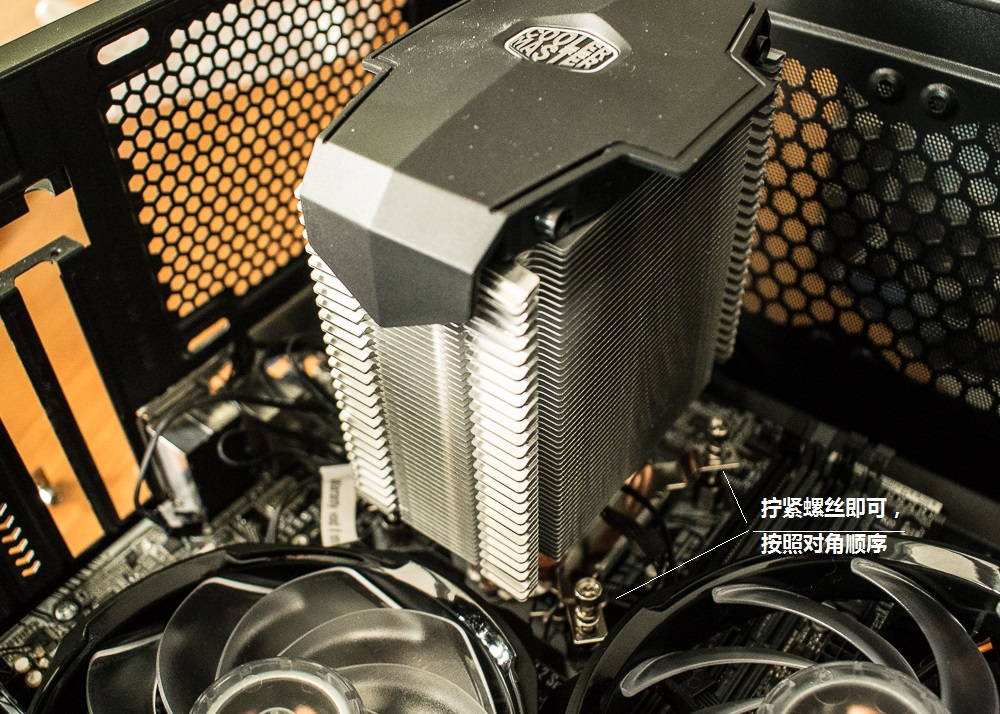 风冷还需水，水冷也要风，电脑CPU散热风冷水冷哪个适合你？