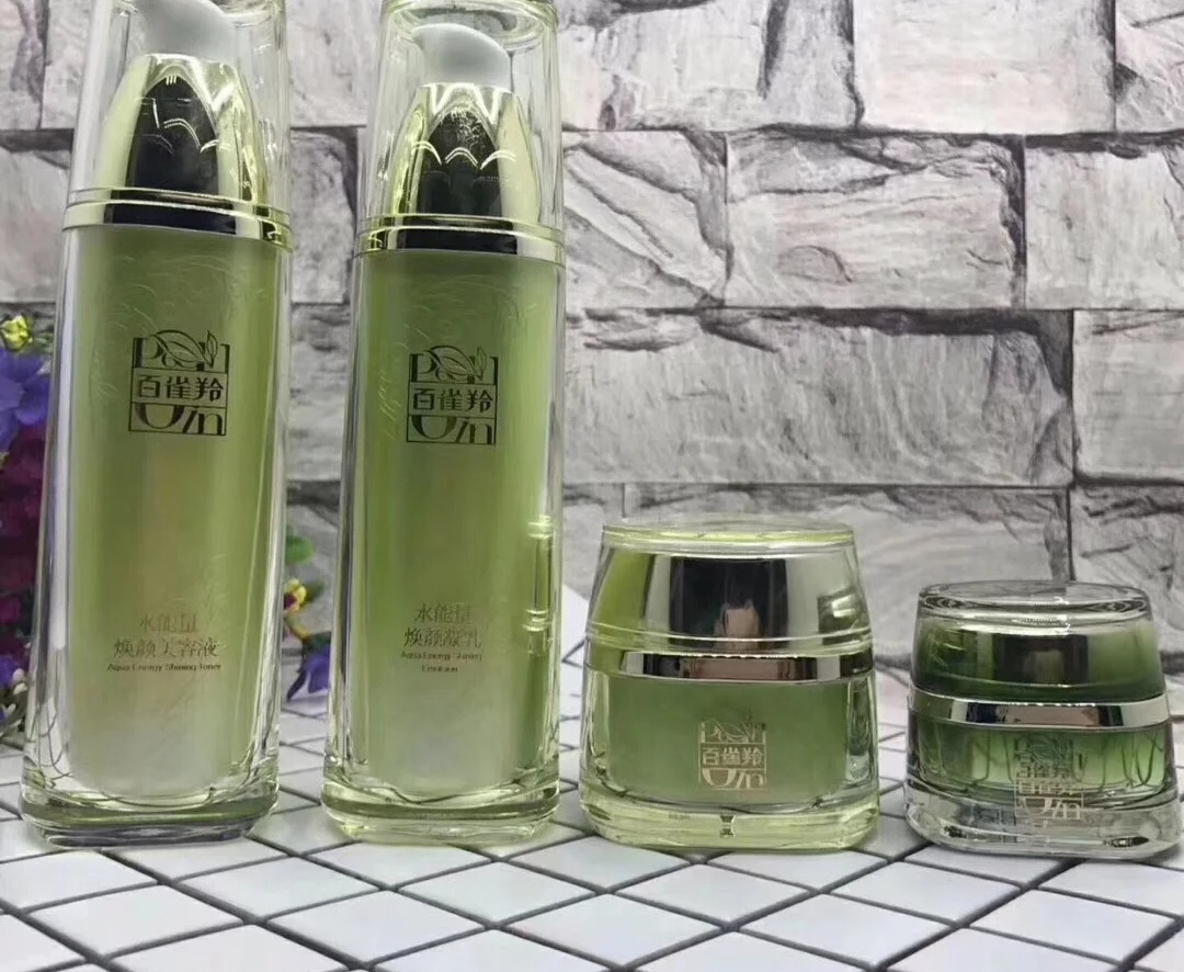 护肤品国货推荐百雀羚,百雀羚和佰草集的护肤品哪个好用