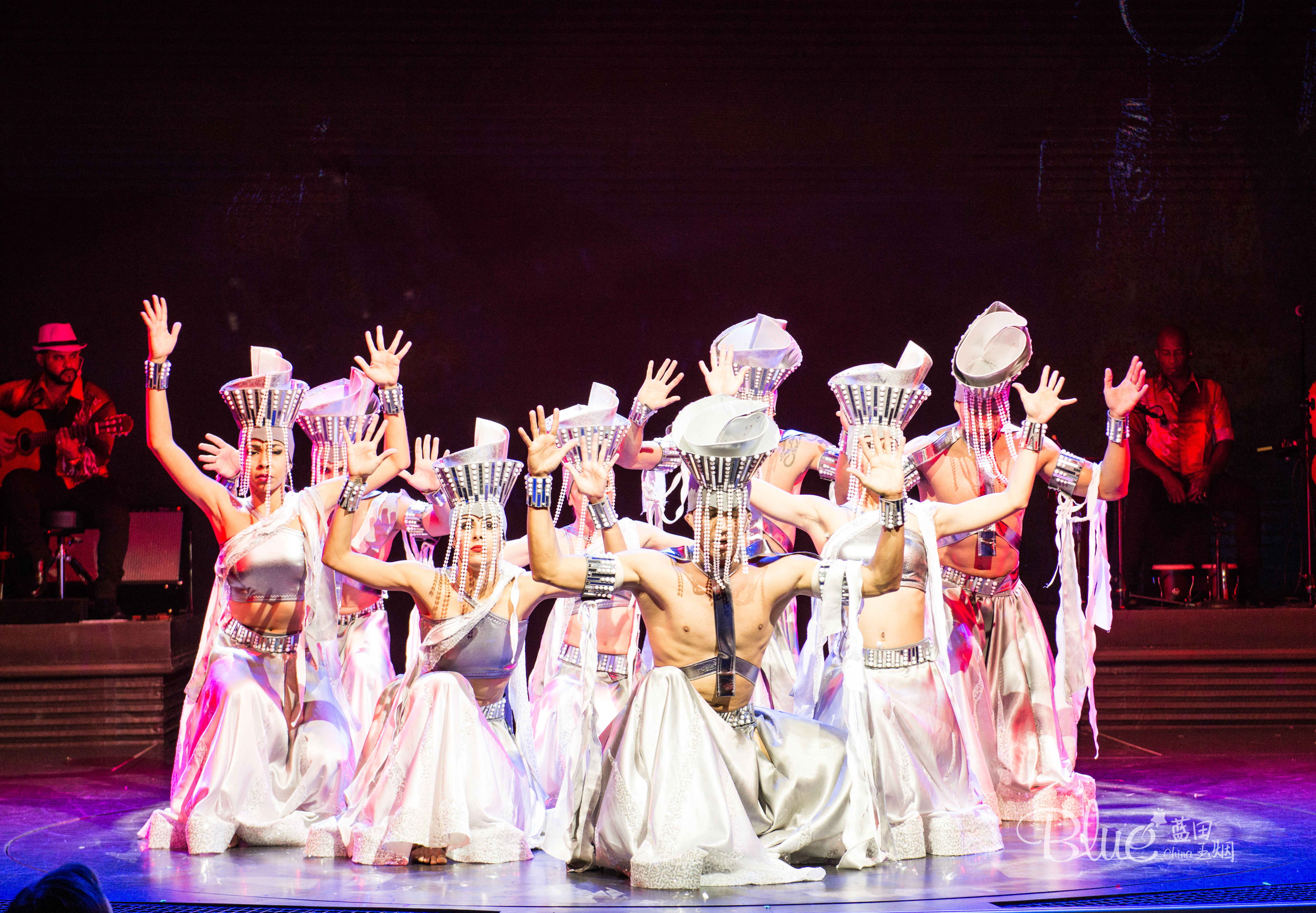 乘坐豪华邮轮,9天8夜豪华邮轮