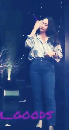 郑秀妍少女时代重聚,krystal郑秀晶郑秀妍舞台