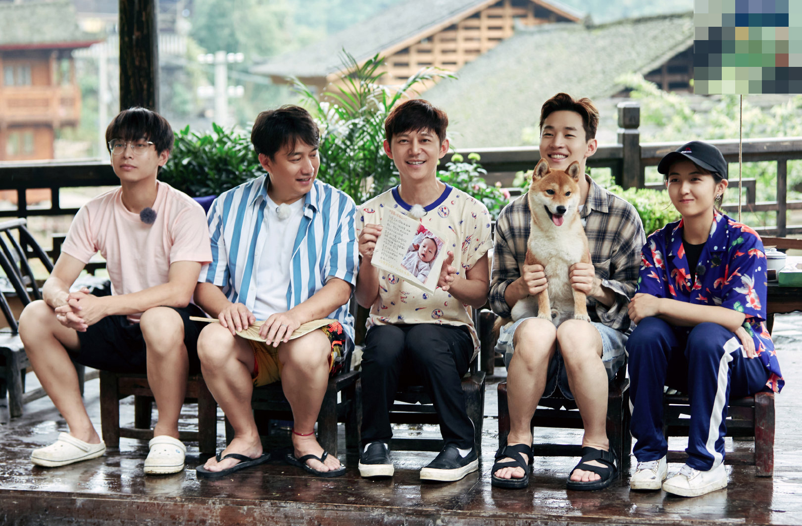 彭昱畅帮兄弟实现心愿,彭昱畅和妹妹恩爱日常