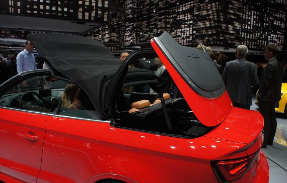 最便宜的硬顶敞篷车四座新车,2022款超级帅的百万4座敞篷车