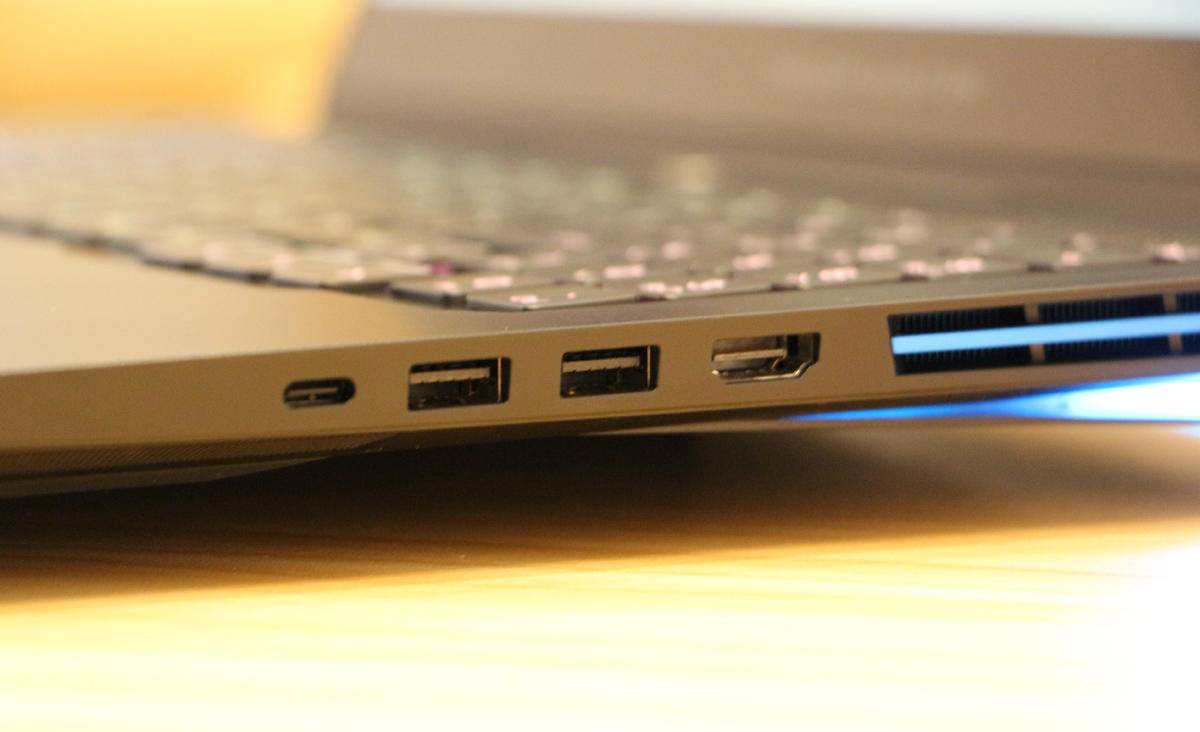 光荣猎人笔记本游戏本配置,光荣猎人游戏本评测