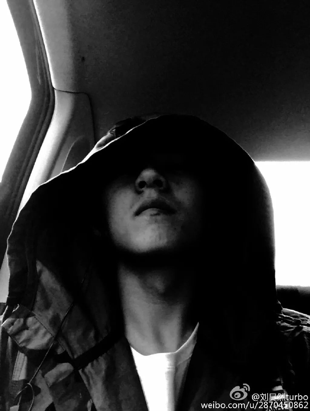 刘昊然和彭于晏有什么区别,刘昊然彭于晏最新消息