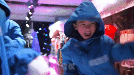 逃离高温“熔炉”，南方的夏天就该玩雪