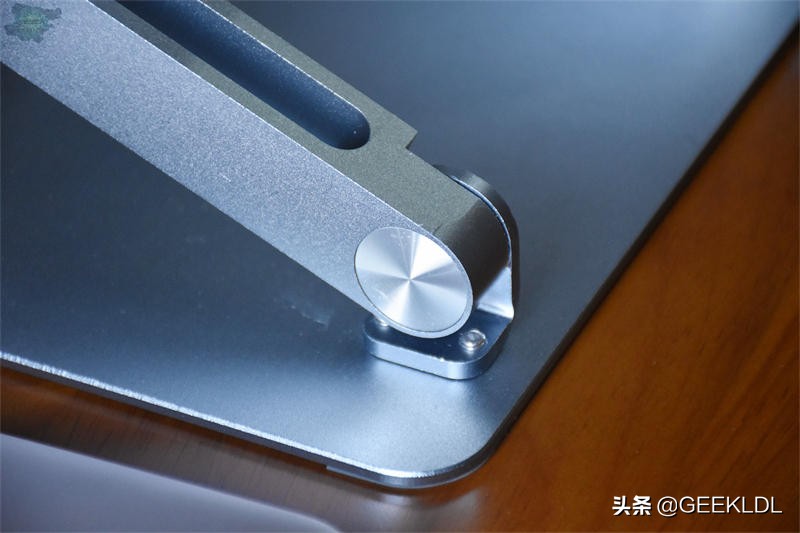 笔记本电脑防低头便携式支架,笔记本折叠支架测评