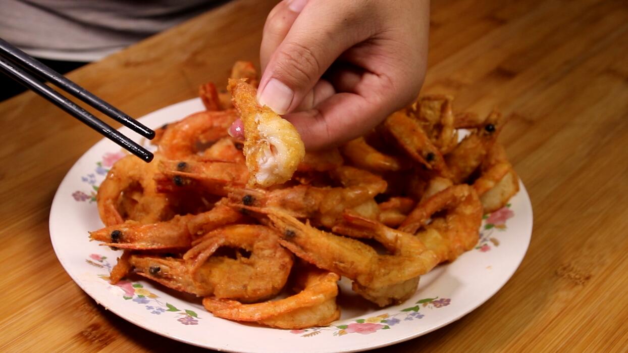 炸大虾挂面糊怎么炸不粘锅,炸小河虾用挂面糊吗