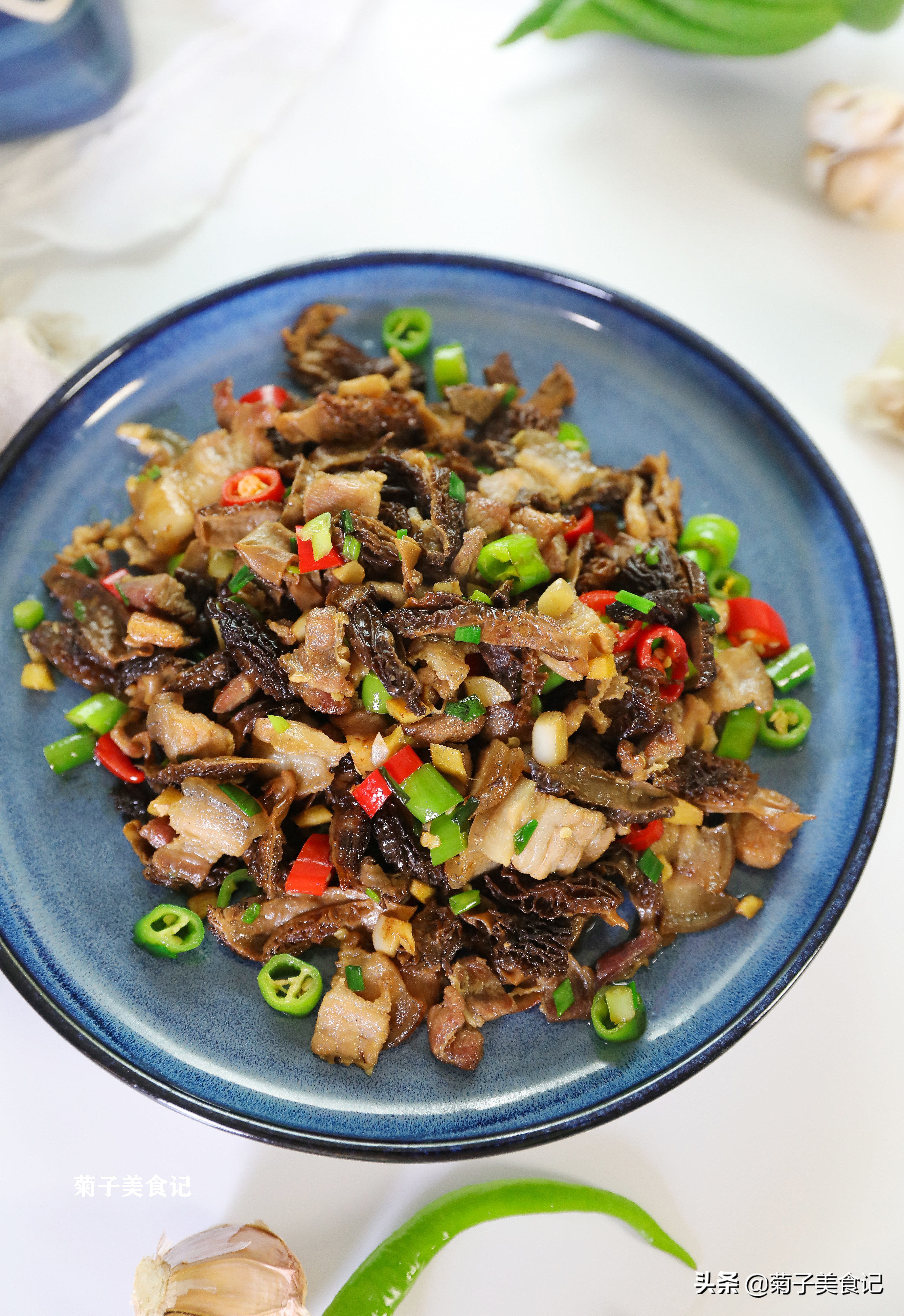 羊肚菌煲汤做法与功效,新鲜羊肚菌做汤的做法