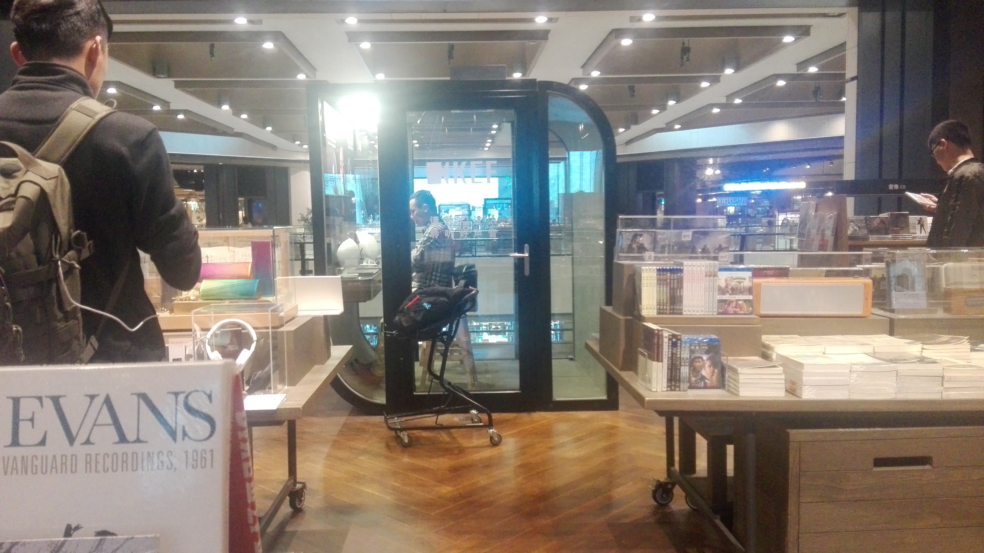 夜游苏州古城领略江南美食,苏州夜游古运河上吃饭