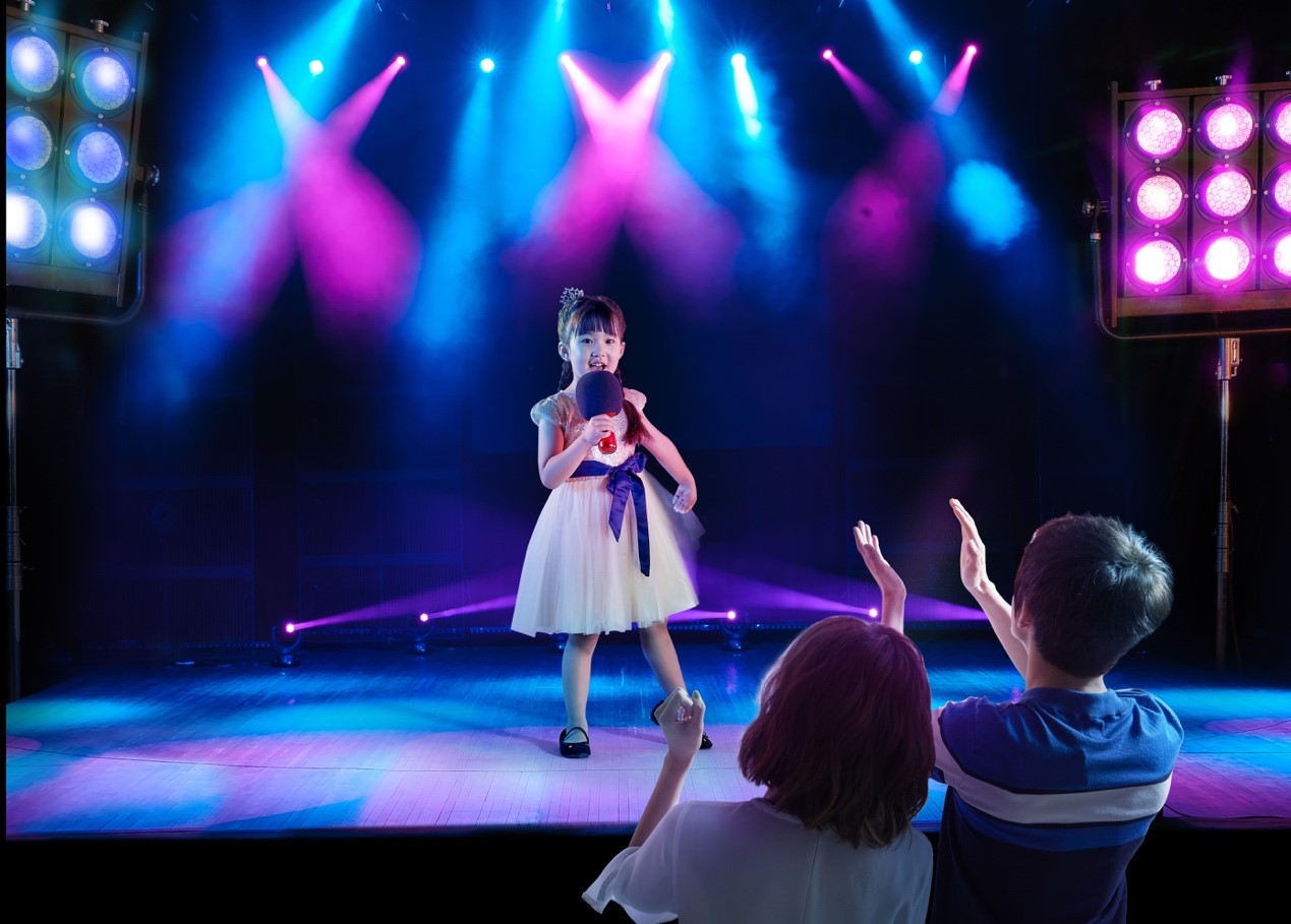 唱吧k歌宝小巨蛋q5麦克风送礼,g2唱吧小巨蛋麦克风ai点歌怎么用