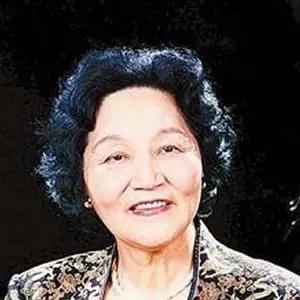 钢琴大师一般会弹多少首曲子,钢琴大师每天练琴的时间