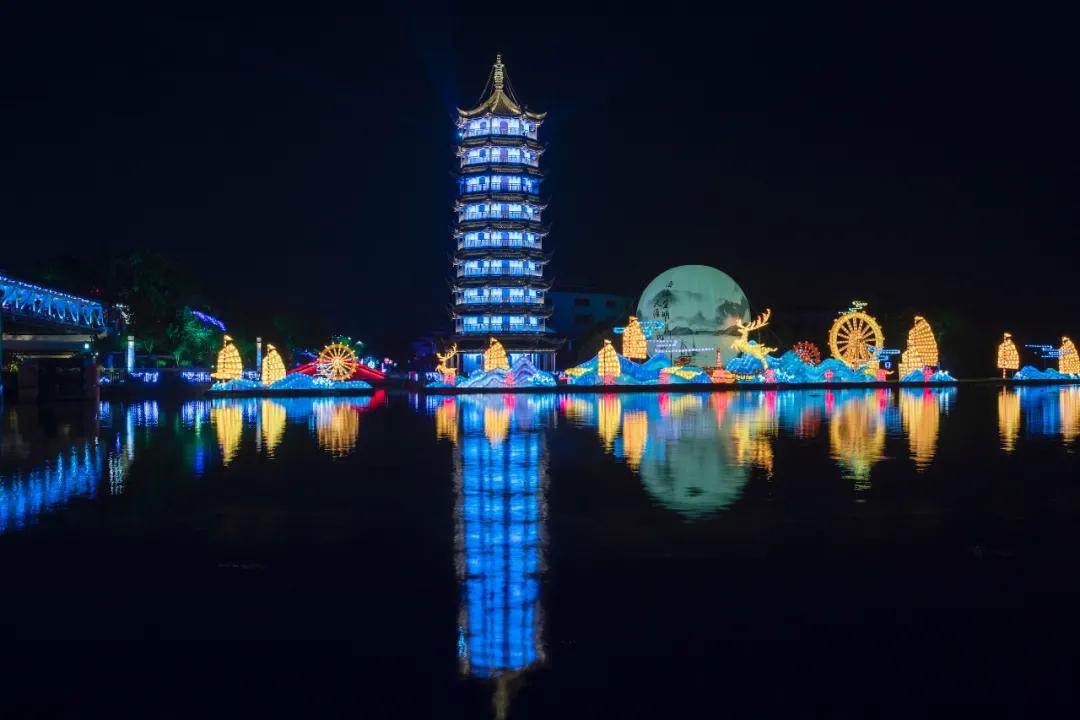 穿汉服赏花灯猜灯谜,苏州周庄古镇汉服