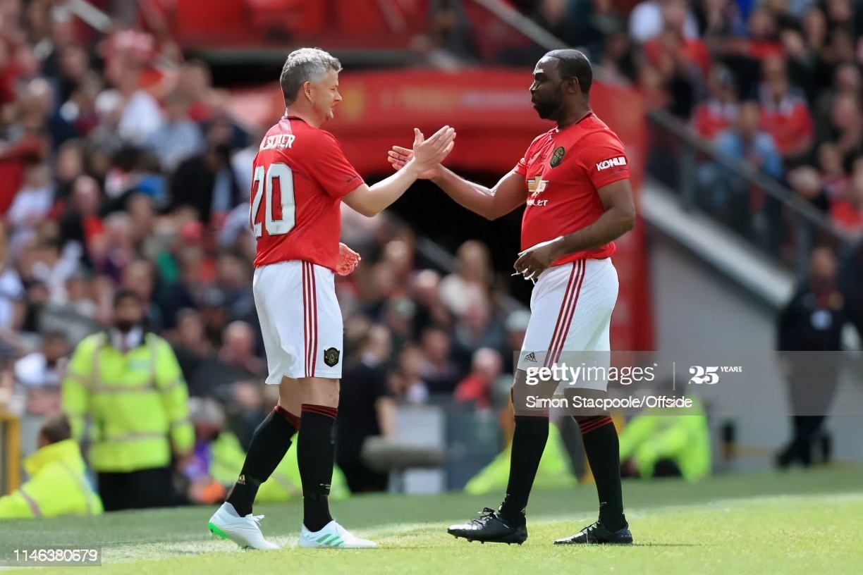 足球比赛有几次换人机会,足球最新换人规则换人次数