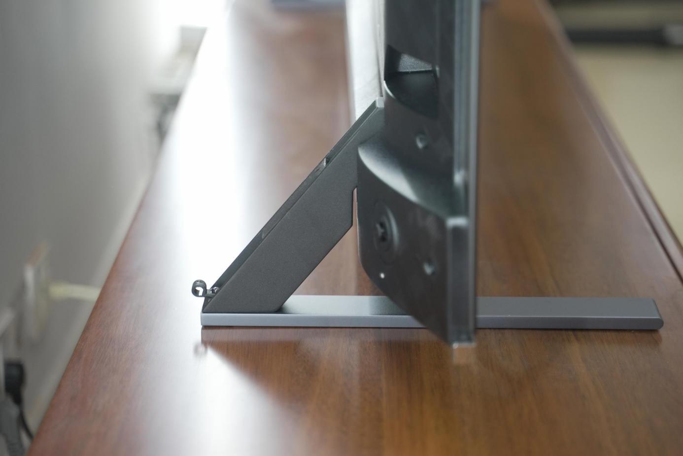 BR火箭炮，音质独一家——146岁东芝带来轻奢品质OLED电视X8900KF