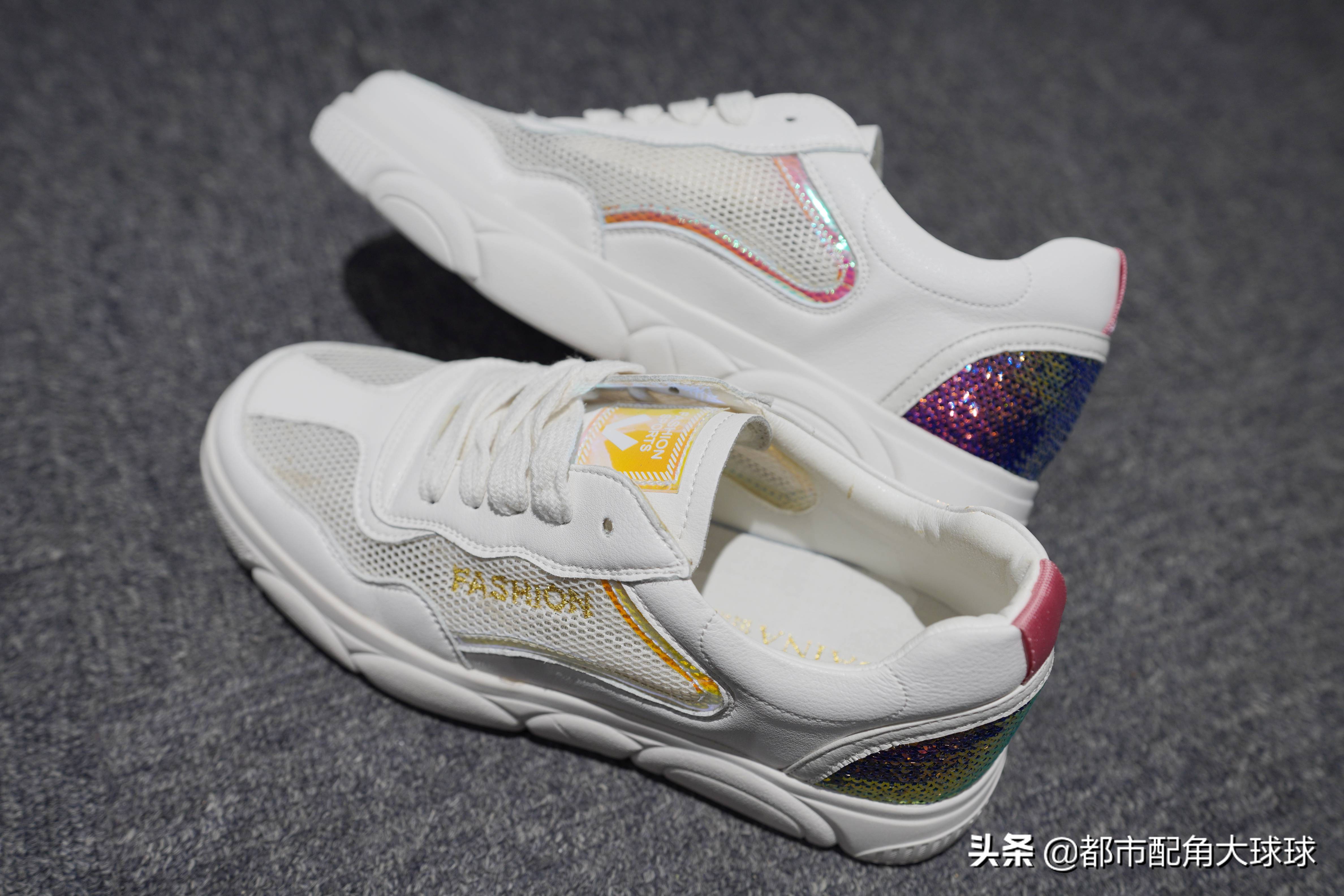 推荐一款2022年休闲鞋透气,又好穿又好看的休闲鞋