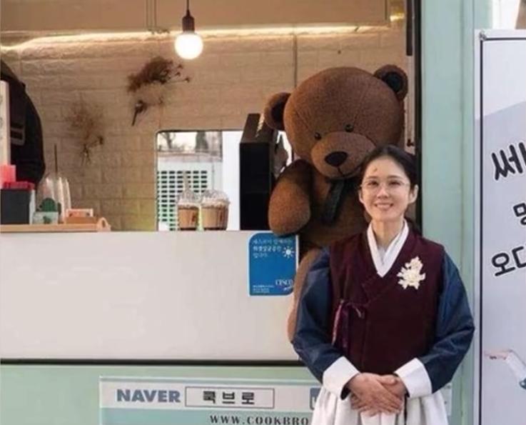 曾经的刁蛮公主张娜拉沦为“服务员”，消失10年她经历了什么