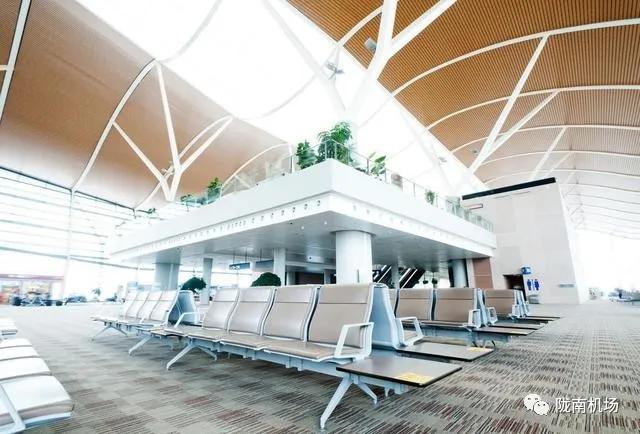 从陇上江南飞去十里洋场