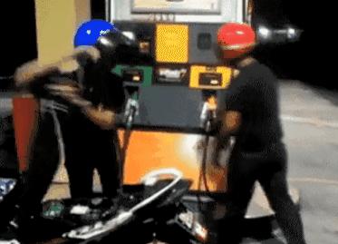 点进本文前，请控制好您的膀胱！（不然容易笑尿）