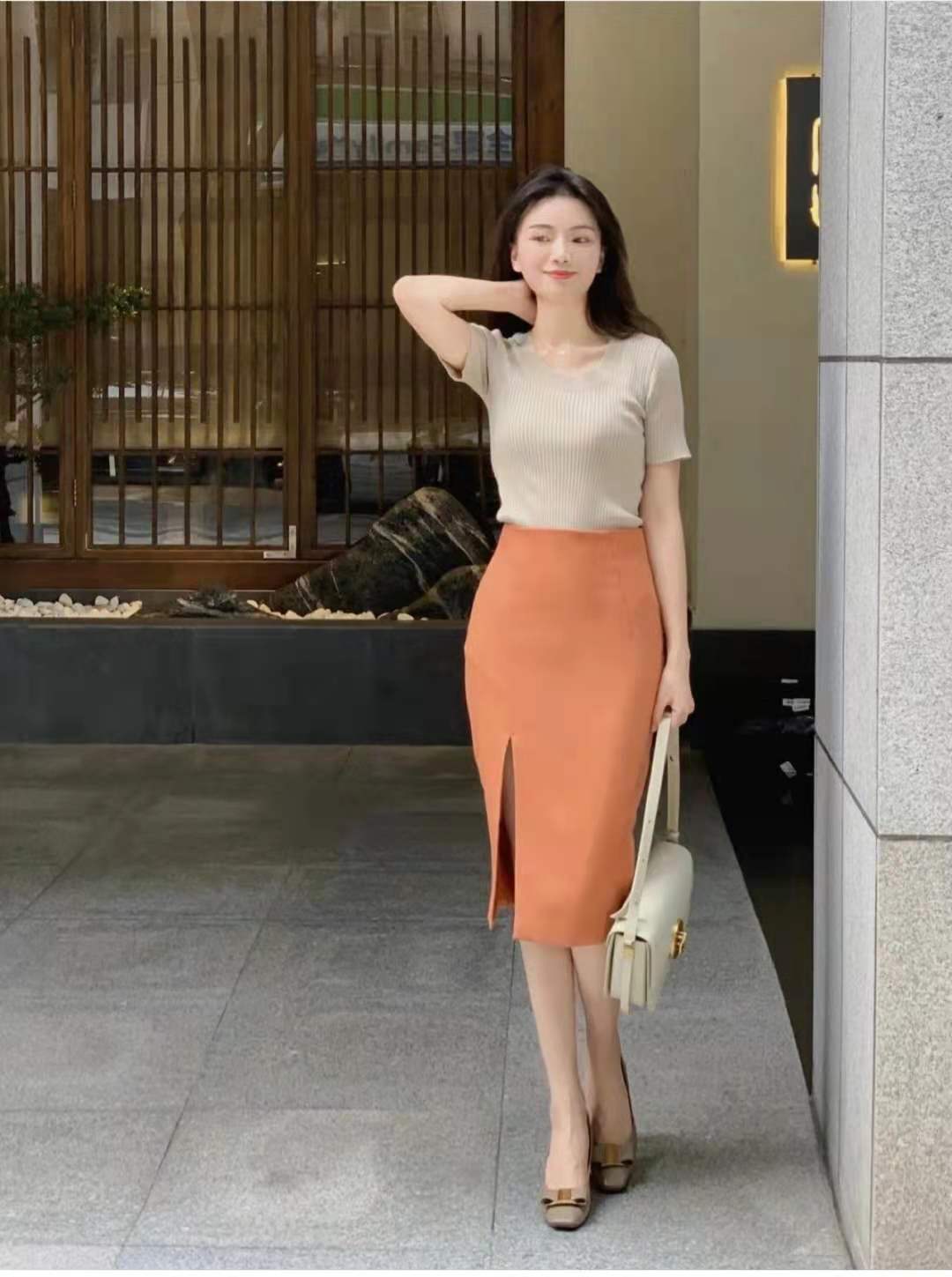 时尚搭配女人味十足,知性优雅女人味高档女装搭配