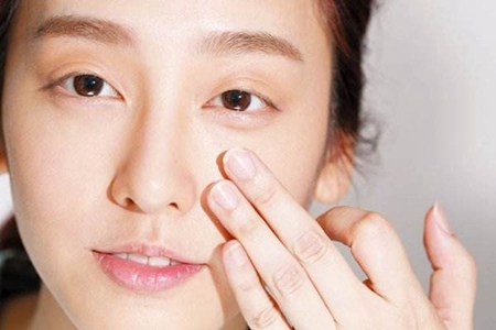 热门粉底液热门色号推荐,显气色粉底液色号怎么选