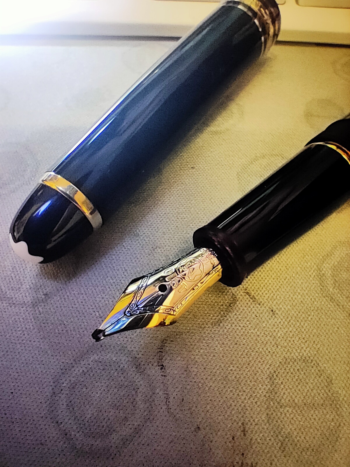 万宝龙钢笔回收,万宝龙长城钢笔