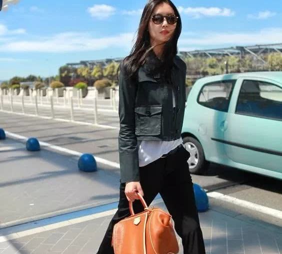 刘雯大包包推荐,刘雯同款豹纹包包