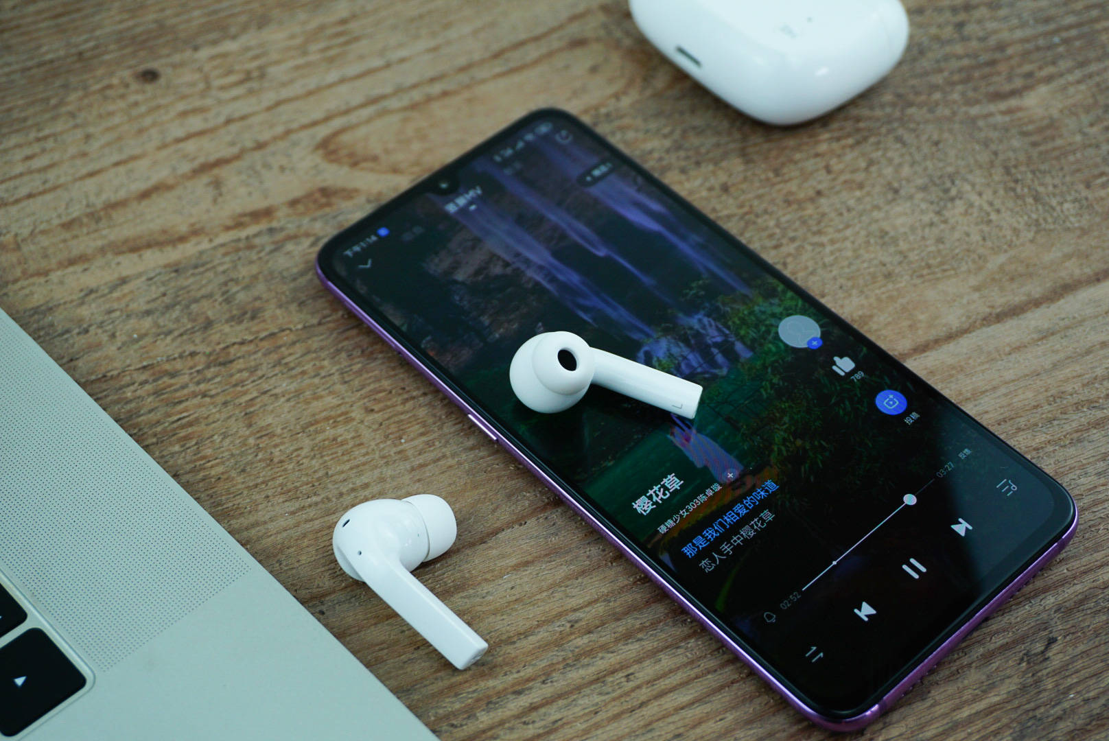 小米生态链皇太子，紫米第二代蓝牙耳机发布，好评率99%